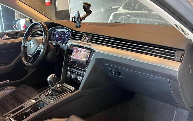 imagem-https://www.socarrao.com.br/sc-vehicle-images-prod/4281771/1791224142055-8164384_16_B_6c71d481d9.jpeg