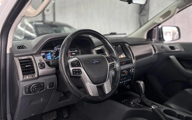 imagem-https://www.socarrao.com.br/sc-vehicle-images-prod/4281787/1791470781870-8543376_1_B_19b4a5fe59.jpeg