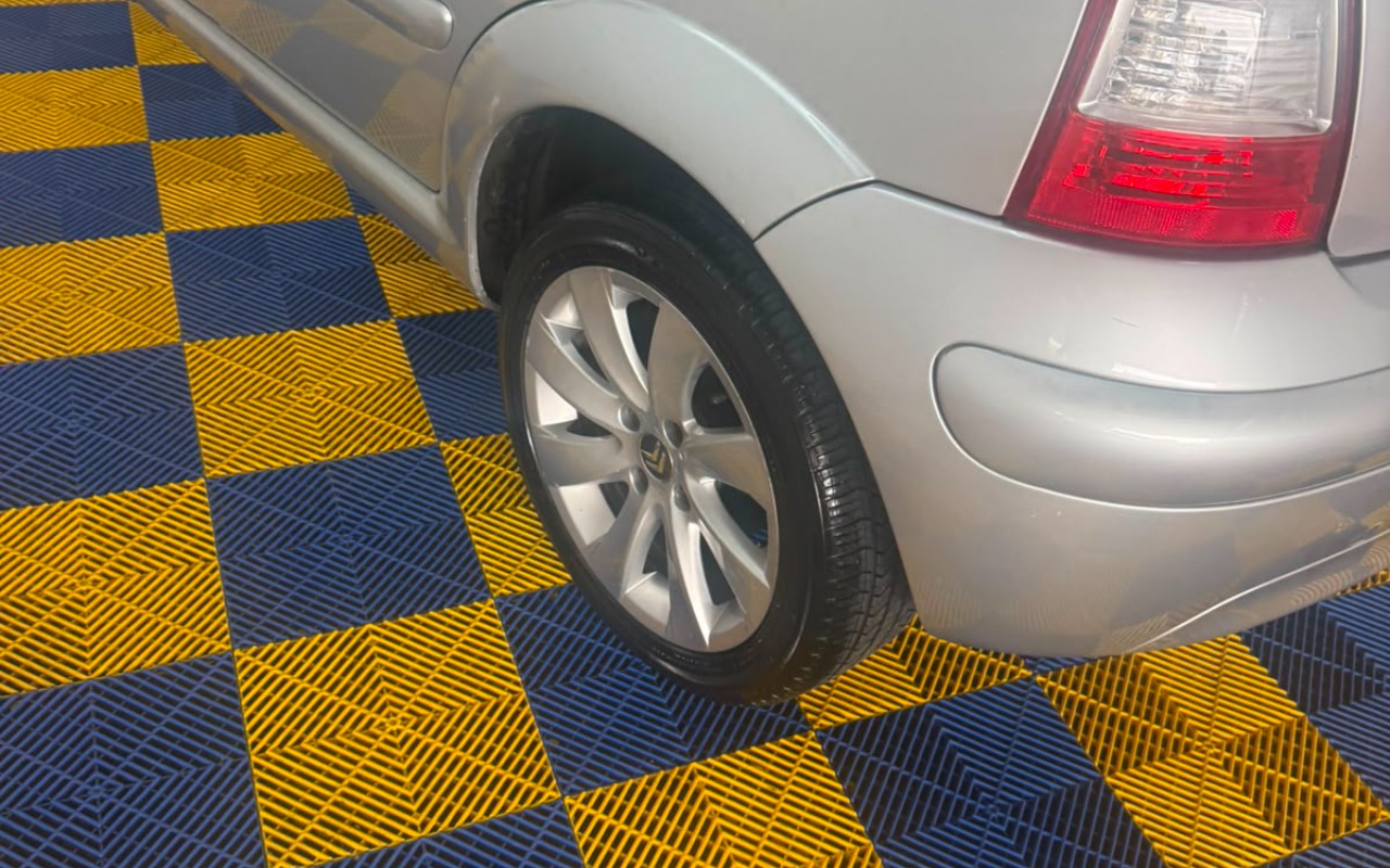 imagem-https://www.socarrao.com.br/sc-vehicle-images-prod/4281822/1791224082959-NzU0YWEyNzUtMTM5Ny00ZjRjLTllMjEtNGY5YTk3ZDc5Zjg4LmpmaWY.jfif