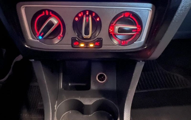 imagem-https://www.socarrao.com.br/sc-vehicle-images-prod/4281835/1791224123276-5874963_4_B_2cf51bb9c7.jpeg