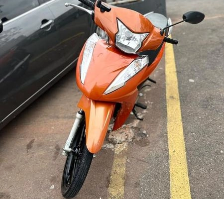 imagem-https://www.socarrao.com.br/sc-vehicle-images-prod/4281863/1791224363487-8541052_6_B_8660c0790c.jpeg