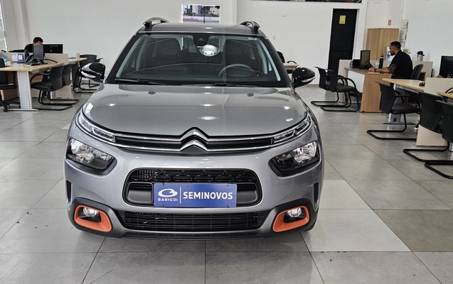 imagem-https://www.socarrao.com.br/sc-vehicle-images-prod/4281864/1791235665009-NzM5ZjU5ZWItMWM2Zi00NGM0LWFmMjItMzFiY2I3ZDM2OGZkLmpwZWc.jpeg