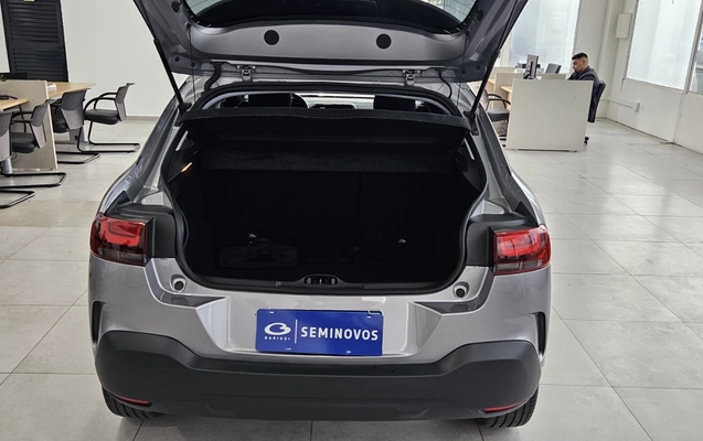 imagem-https://www.socarrao.com.br/sc-vehicle-images-prod/4281864/1791235665457-ZDcwZjk0NWMtMzc5YS00NzYyLWJjMGUtMDQwMjQ1NDYyZDU1LmpwZWc.jpeg