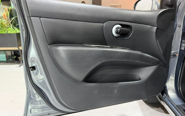 imagem-https://www.socarrao.com.br/sc-vehicle-images-prod/4281867/1791224394981-vehicle_image_1791224386_96e058a7ba60a2d029e744d45ff82977.jpeg