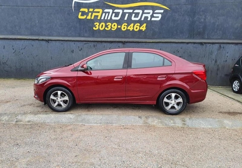 Chevrolet Prisma 2017 Vermelho — foto 1 de 3