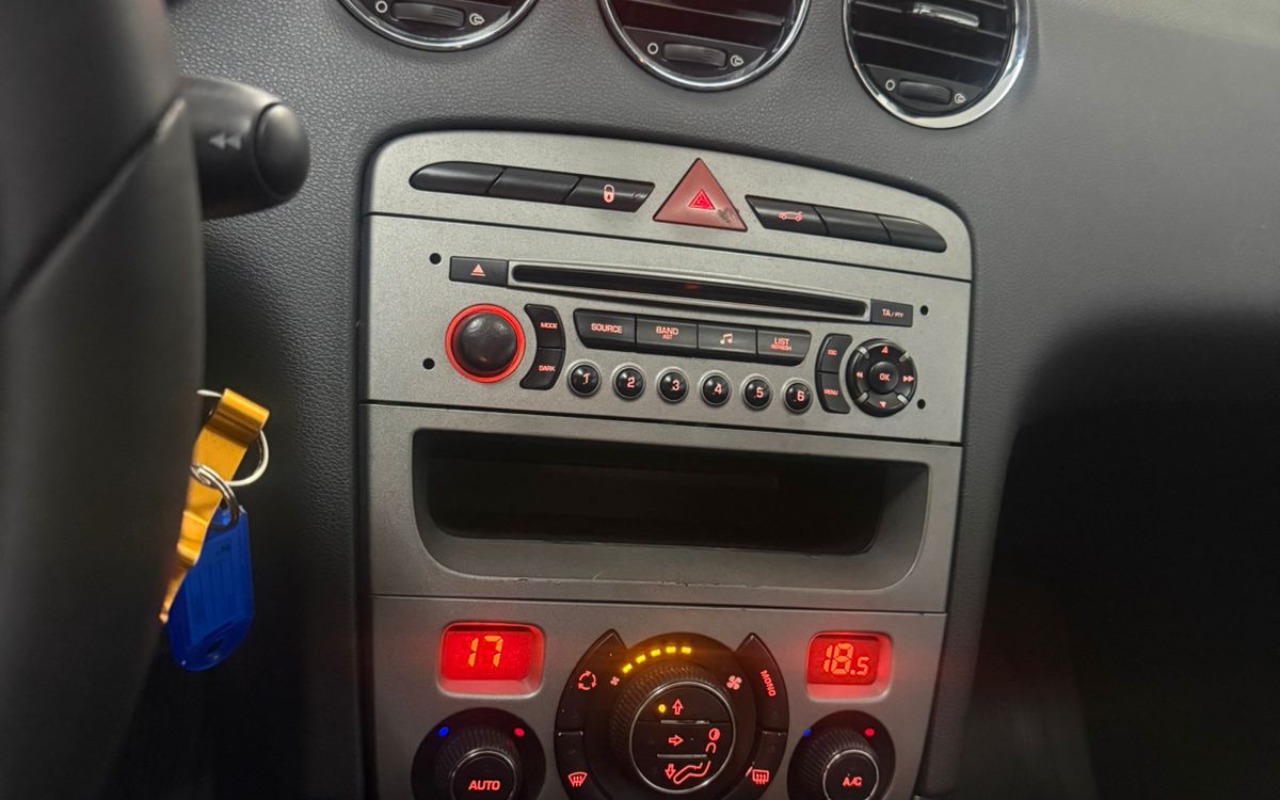 imagem-https://www.socarrao.com.br/sc-vehicle-images-prod/4281909/1791224671551-NGViZmVhMDUtMDA1YS00MmRlLThkYjctNDgyNDRkYTRkNTc3LmpmaWY.jfif