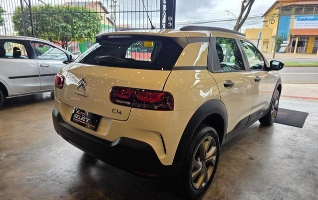 imagem-https://www.socarrao.com.br/sc-vehicle-images-prod/4281926/1791235867511-8544567_0_B_b7af0b05f1.jpeg