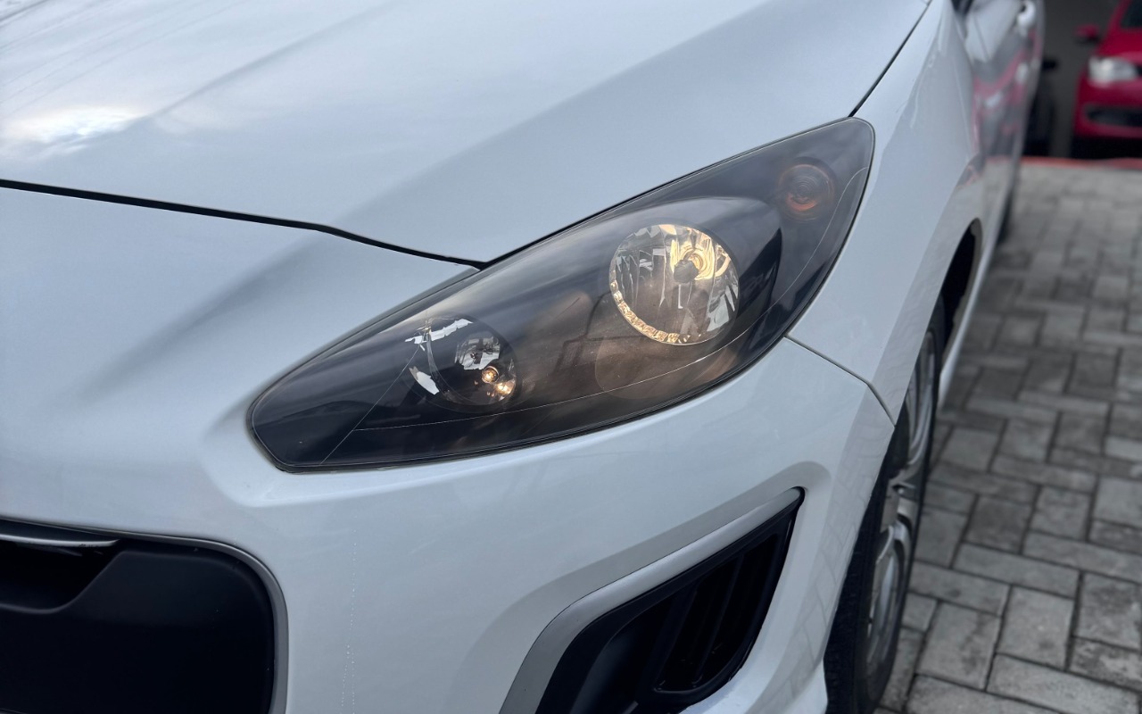 imagem-https://www.socarrao.com.br/sc-vehicle-images-prod/4281927/1791224838452-SU1HLTIwMjYwOTMwLVdBMDA4My5qcGc.jpg