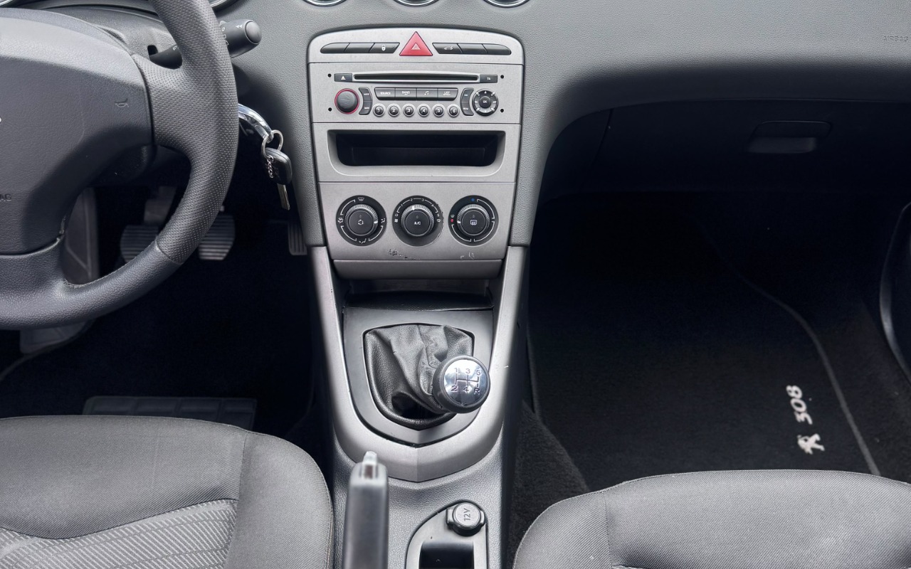 imagem-https://www.socarrao.com.br/sc-vehicle-images-prod/4281927/1791224838630-SU1HLTIwMjYwOTMwLVdBMDA4OC5qcGc.jpg