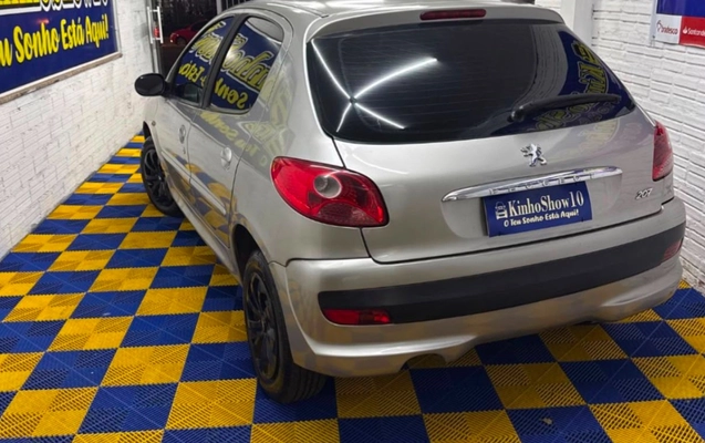 imagem-https://www.socarrao.com.br/sc-vehicle-images-prod/4281957/1791224943255-MTk5ZDk3MjAtYWRjOC00MTk2LTliNjMtYjUxOTY4YmM0OTk0LmpmaWY.jfif