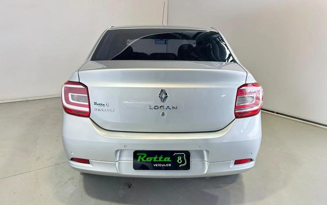 imagem-https://www.socarrao.com.br/sc-vehicle-images-prod/4281995/1791225110372-8478797_12_B_71c7e0518f.jpeg