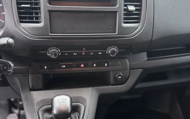 imagem-https://www.socarrao.com.br/sc-vehicle-images-prod/4282003/1791225218345-SU1HLTIwMjYxMDAyLVdBMDE0MS5qcGc.jpg