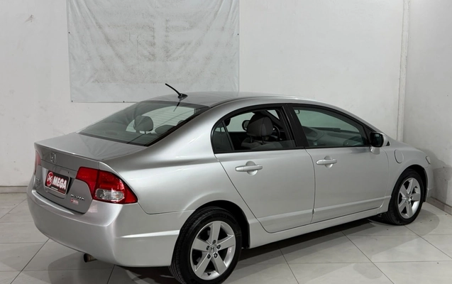 imagem-https://www.socarrao.com.br/sc-vehicle-images-prod/4282010/1791225283073-204abac07786412998df44516a31462d_1791225239394.jpg