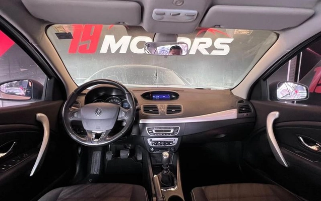imagem-https://www.socarrao.com.br/sc-vehicle-images-prod/4282030/1792001757182-8544683_0_B_63810e6eba.jpeg