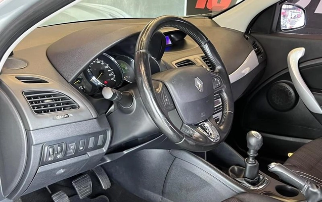 imagem-https://www.socarrao.com.br/sc-vehicle-images-prod/4282030/1792001757187-8544683_1_B_ef83a853c4.jpeg