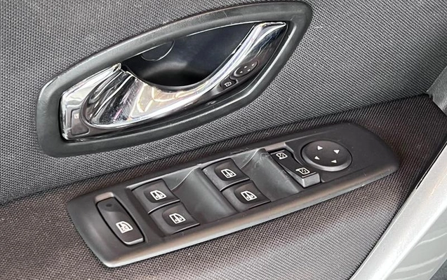 imagem-https://www.socarrao.com.br/sc-vehicle-images-prod/4282030/1792001757197-8544683_16_B_4074bcca3b.jpeg