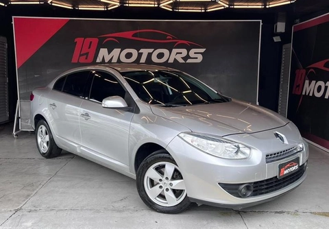 Renault Fluence 2014 Prata — foto 1 de 3