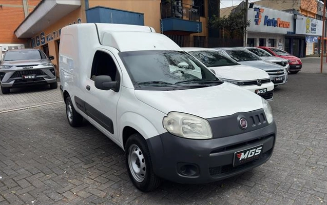 imagem-https://www.socarrao.com.br/sc-vehicle-images-prod/4282115/1791226051310-AYT-4D81_01.jpg