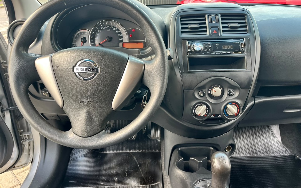 imagem-https://www.socarrao.com.br/sc-vehicle-images-prod/4282127/1791226111871-NzdkNGVjMmQtNTM1MC00Y2U3LTgzNWYtZGY2N2Q3MzQzMGFiLmpwZWc.jpeg