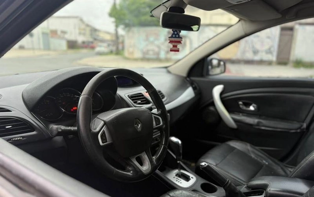 imagem-https://www.socarrao.com.br/sc-vehicle-images-prod/4282132/1791900990557-8510636_0_B_5f5665f0ee.jpeg
