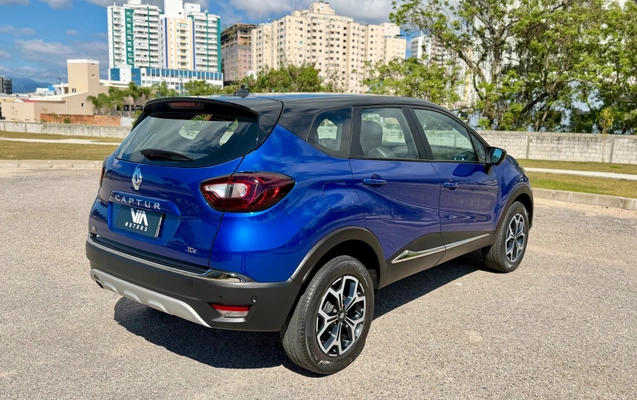 imagem-https://www.socarrao.com.br/sc-vehicle-images-prod/4282196/1791226776403-abd1d2afb8da4f45b98135a4f6ac4dc7_1790353599185.jpg