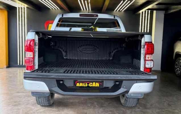 imagem-https://www.socarrao.com.br/sc-vehicle-images-prod/4282197/1791226789296-8544774_5_B_885d4a2a58.jpeg