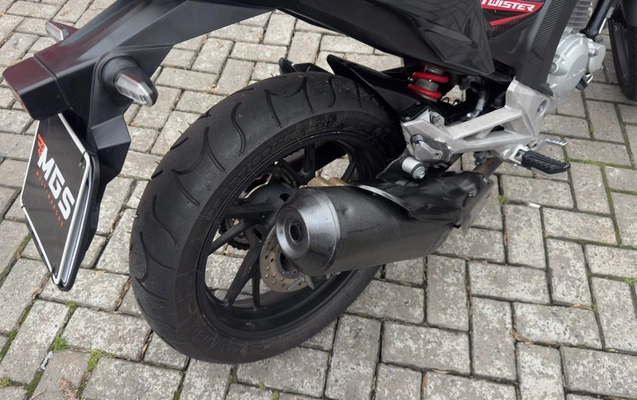 imagem-https://www.socarrao.com.br/sc-vehicle-images-prod/4282204/1791226819370-V2hhdHNBcHAgSW1hZ2UgMjAyNi0xMC0wNSBhdCAxMS4xMy41MCAoMikuanBlZw.jpeg