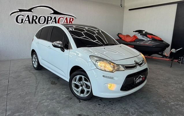 imagem-https://www.socarrao.com.br/sc-vehicle-images-prod/4282221/1791226903601-c4d20fbcc1784df6b086d9fa7628e54e_1791226830293.jpg