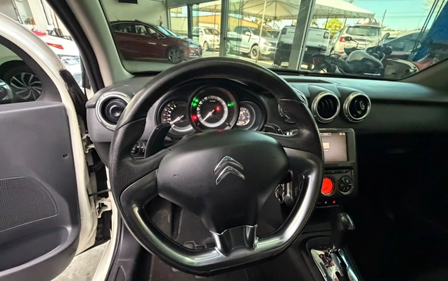 imagem-https://www.socarrao.com.br/sc-vehicle-images-prod/4282221/1791226903610-6db488e2d2a0479f9d81f5e8d297cd31_1791226830340.jpg