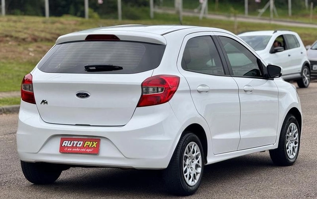 imagem-https://www.socarrao.com.br/sc-vehicle-images-prod/4282225/1792161231184-8511141_5_B_131188491b.jpeg