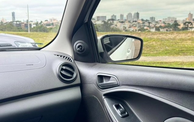 imagem-https://www.socarrao.com.br/sc-vehicle-images-prod/4282225/1792161231188-8511141_7_B_60c2cefb0f.jpeg