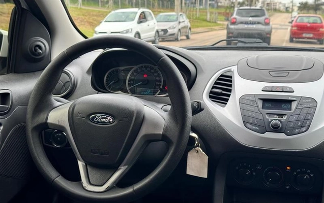 imagem-https://www.socarrao.com.br/sc-vehicle-images-prod/4282225/1792161231190-8511141_8_B_fc2db9dd6b.jpeg