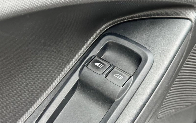 imagem-https://www.socarrao.com.br/sc-vehicle-images-prod/4282225/1792161231193-8511141_10_B_204429db59.jpeg
