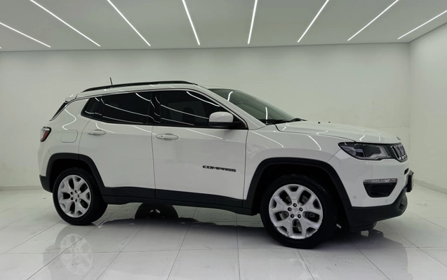 imagem-https://www.socarrao.com.br/sc-vehicle-images-prod/4282231/1791227068685-vehicle_image_1791203524_faf3a9ec677e6818a1889d1964850a52.jpeg