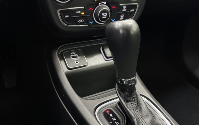 imagem-https://www.socarrao.com.br/sc-vehicle-images-prod/4282231/1791227068697-vehicle_image_1791203556_11a4c381f8f198d2aa997204c96d01bf.jpeg
