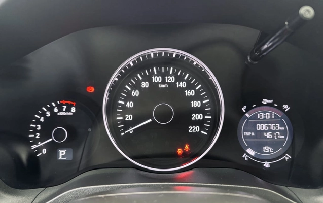 imagem-https://www.socarrao.com.br/sc-vehicle-images-prod/4282250/1791227211178-vehicle_image_1791227029_50ecb5e087fe7747b1a7241ea5c89a91.jpeg