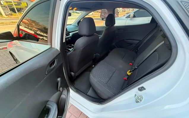 imagem-https://www.socarrao.com.br/sc-vehicle-images-prod/4282251/1791227245325-V2hhdHNBcHAgSW1hZ2UgMjAyNi0xMC0wNSBhdCAxNS41NS4wNCAoMSkuanBlZw.jpeg