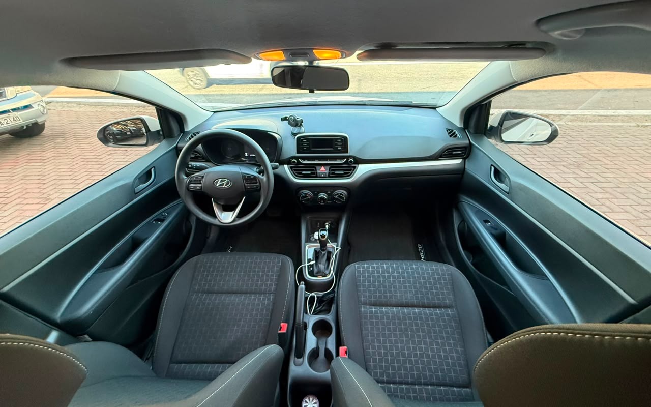 imagem-https://www.socarrao.com.br/sc-vehicle-images-prod/4282251/1791227245560-V2hhdHNBcHAgSW1hZ2UgMjAyNi0xMC0wNSBhdCAxNS41NS4wNC5qcGVn.jpeg