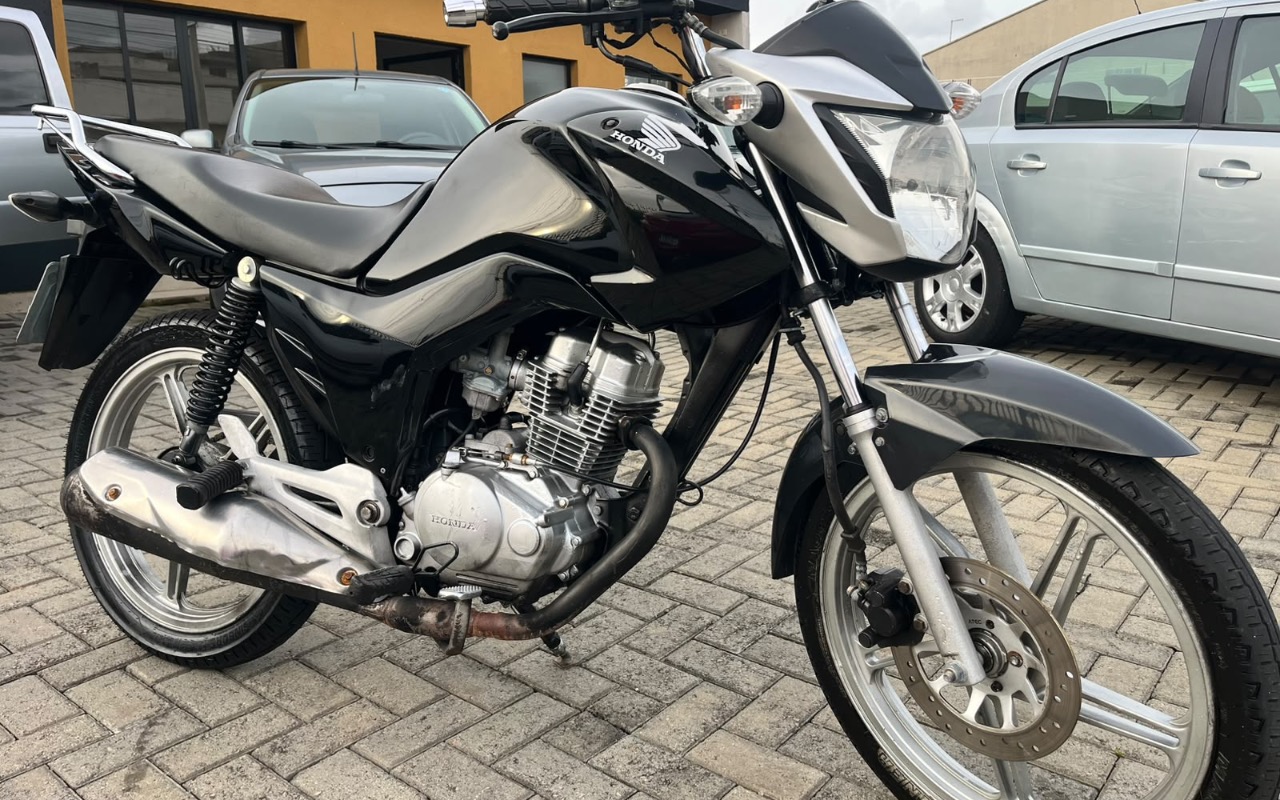 imagem-https://www.socarrao.com.br/sc-vehicle-images-prod/4282257/1791227335619-MDg3ZmFiZjUtODY2OC00ZjBmLWI5NGUtYjYzOWQ1MjVjNGMxLmpwZWc.jpeg