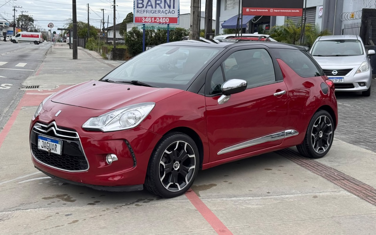 Citroën DS3 2012 Vermelho — foto 1 de 3