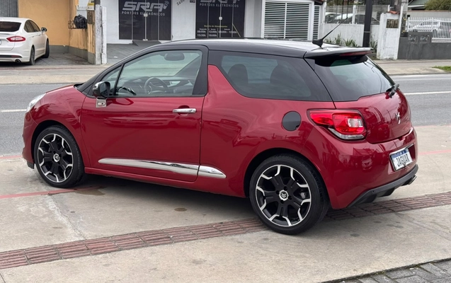 imagem-https://www.socarrao.com.br/sc-vehicle-images-prod/4282260/1791227343990-V2hhdHNBcHAgSW1hZ2UgMjAyNi0xMC0wNSBhdCAxNi4wNC4xNi5qcGVn.jpeg