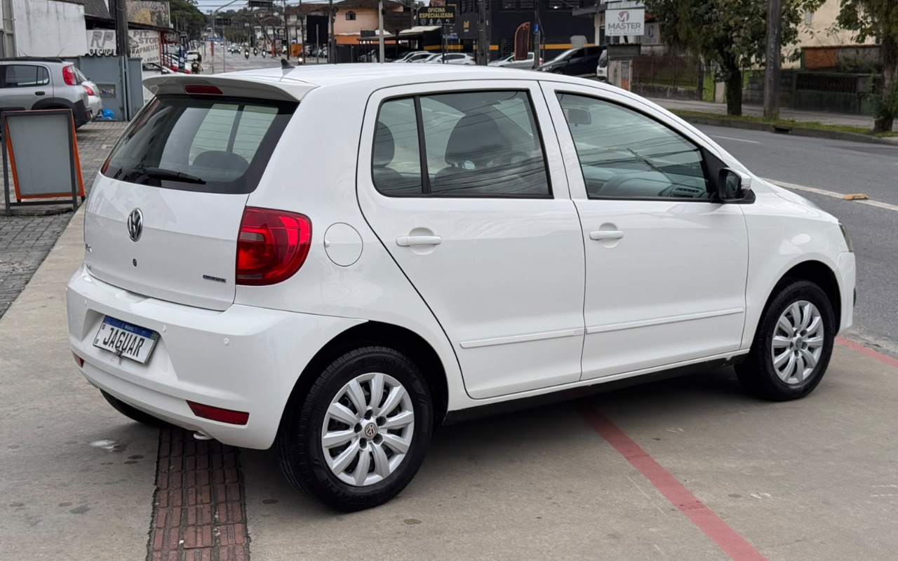 imagem-https://www.socarrao.com.br/sc-vehicle-images-prod/4282271/1791227419708-V2hhdHNBcHAgSW1hZ2UgMjAyNi0xMC0wNSBhdCAxNi4wMi4xMCAoMikuanBlZw.jpeg