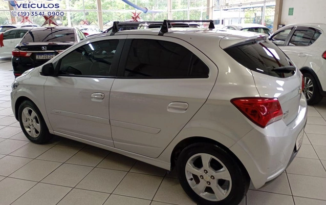 imagem-https://www.socarrao.com.br/sc-vehicle-images-prod/4282286/1791227556057-1238597.jpg