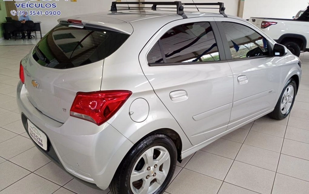 imagem-https://www.socarrao.com.br/sc-vehicle-images-prod/4282286/1791227556058-1238598.jpg