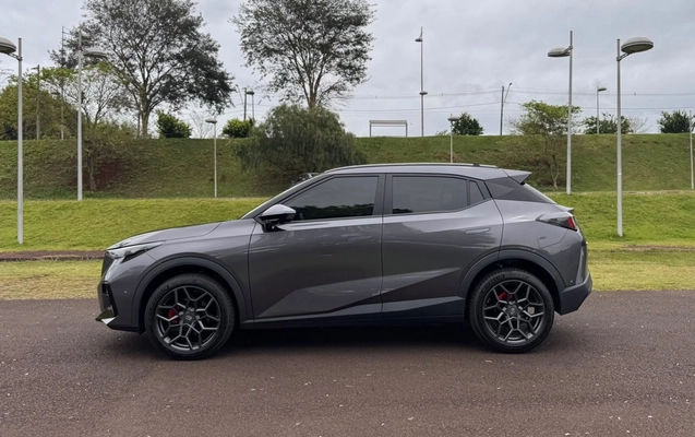 imagem-https://www.socarrao.com.br/sc-vehicle-images-prod/4282294/1791227604991-V2hhdHNBcHAgSW1hZ2UgMjAyNi0xMC0wNSBhdCAxNS40Ni41NiAoMSkuanBlZw.jpeg