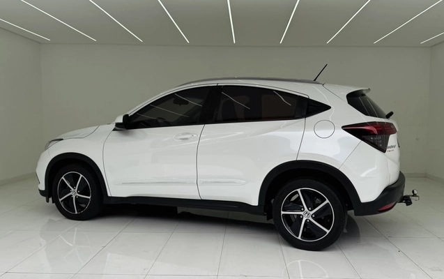 imagem-https://www.socarrao.com.br/sc-vehicle-images-prod/4282299/1791227607462-vehicle_image_1791227117_d06780e0fa62de079803973cb74a42e4.jpeg