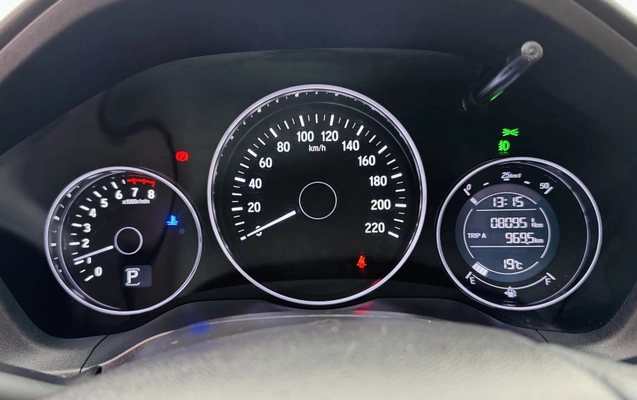 imagem-https://www.socarrao.com.br/sc-vehicle-images-prod/4282299/1791227607470-vehicle_image_1791227140_cc252430a99ec29bfb7c3dc36b2d29c9.jpeg