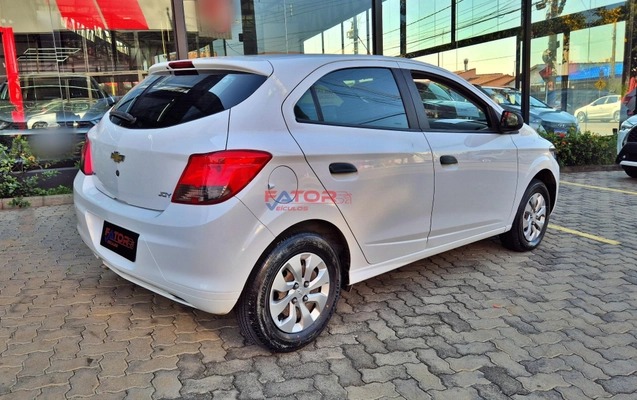 imagem-https://www.socarrao.com.br/sc-vehicle-images-prod/4282302/1791227617538-b67c4fb823dd4861a24bb0261abbc211_1791227275568.jpg