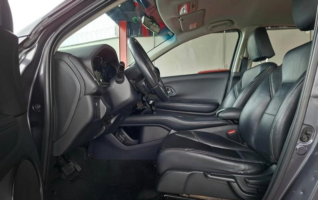 imagem-https://www.socarrao.com.br/sc-vehicle-images-prod/4282306/1791227619776-8544452_13_B_bd84aeb7ab.jpeg