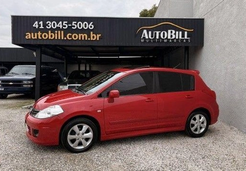 Nissan TIIDA 2013 Vermelho — foto 1 de 3